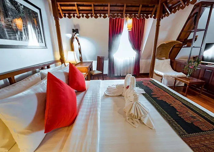 Hotel The By Royal Crown Siem Reap