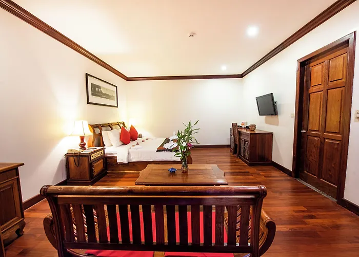 The By Royal Crown 4* Siem Reap